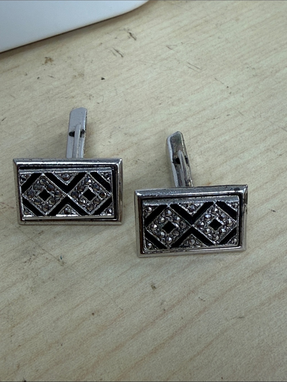 Men’s Cufflinks with Black Inlay